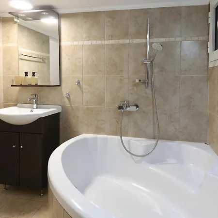 Tamarix Family Apartment Thessaloniki